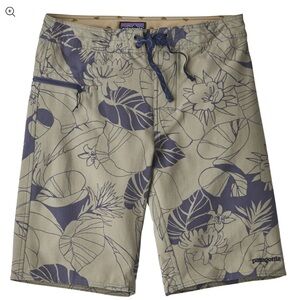 Patagonia Men's Stretch Wavefarer Boardshorts - Olive Tan and Navy 33"